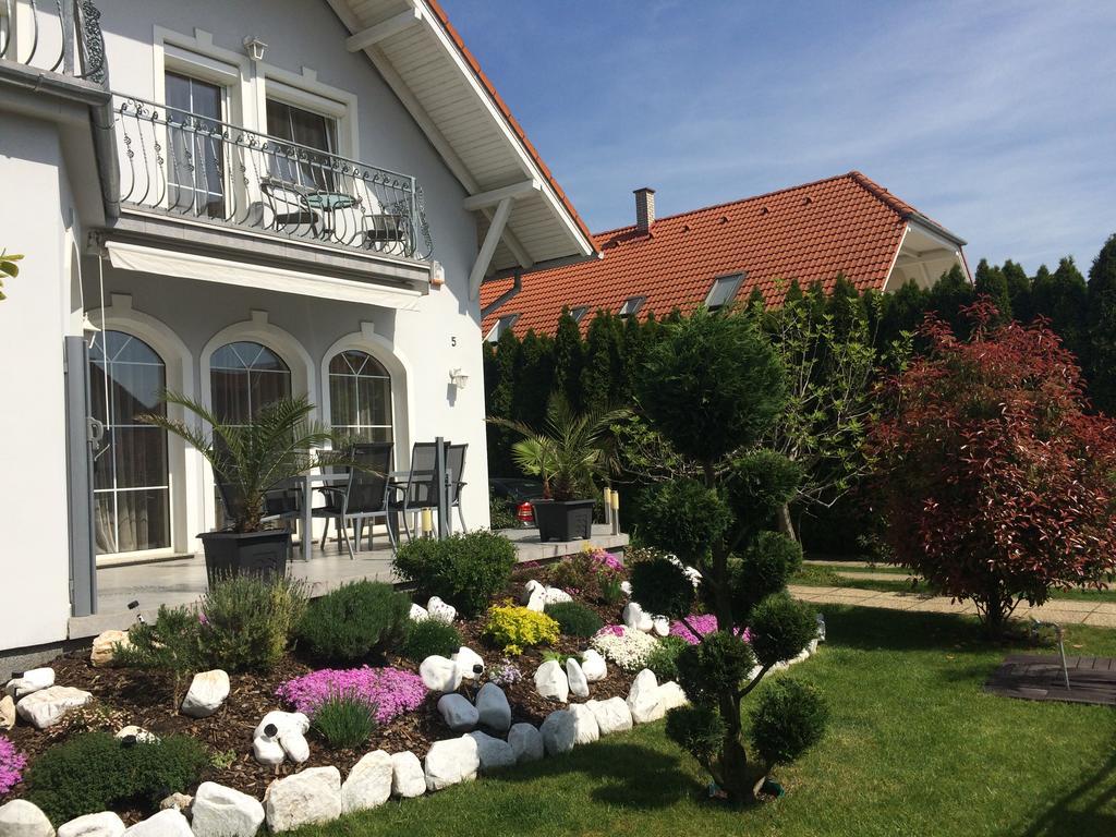 Judit Vendégház Bük Exterior foto